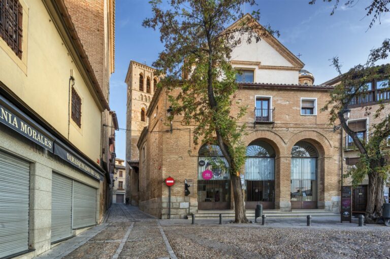 La Iglesia Iglesia de Santo Tomé · El Entierro del Señor de Orgaz